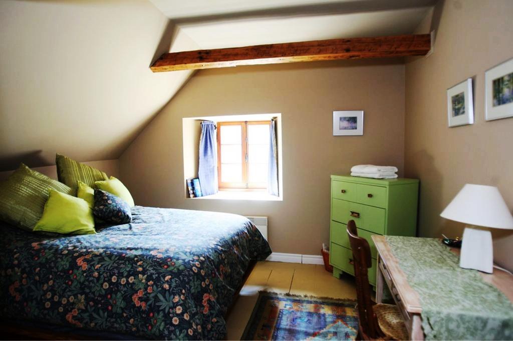 Eden Sur Terre Bed & Breakfast Marieville Ruang foto