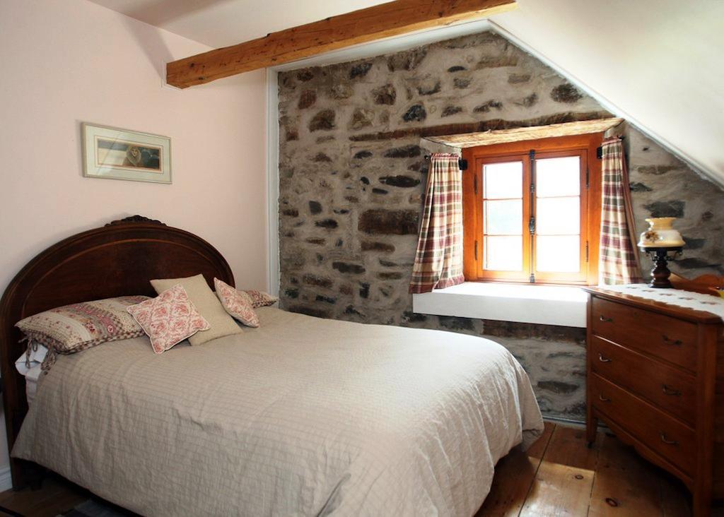 Eden Sur Terre Bed & Breakfast Marieville Ruang foto