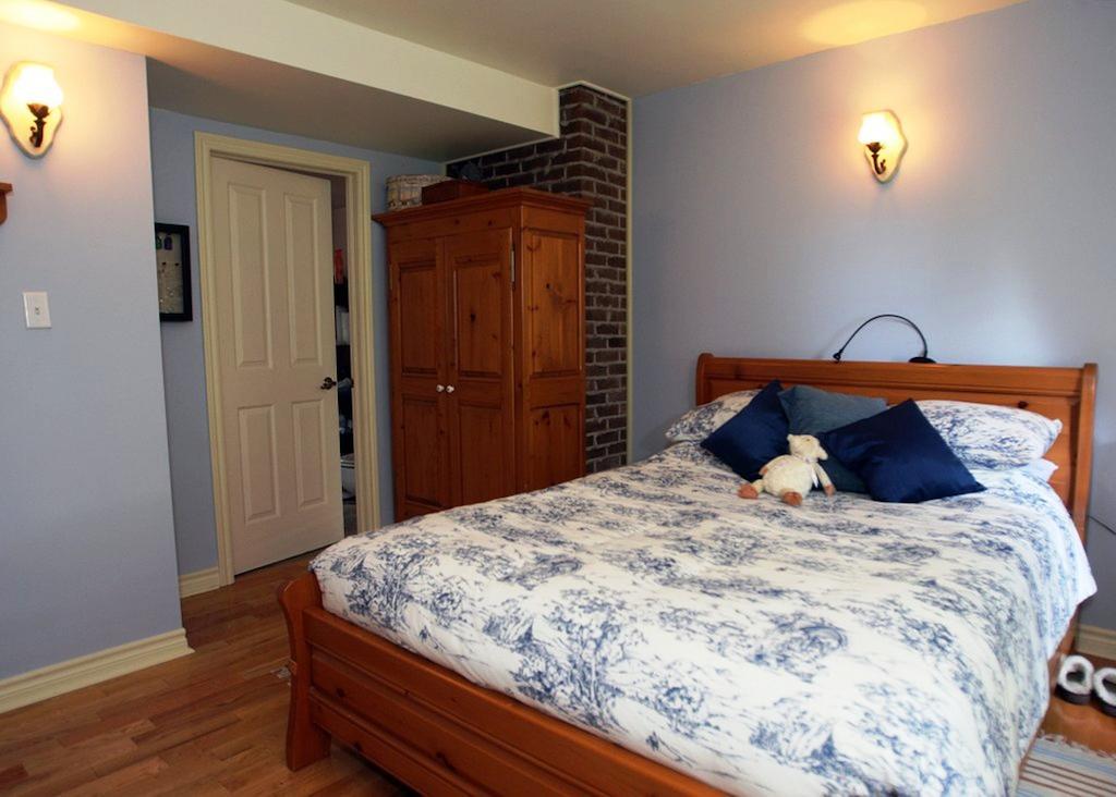 Eden Sur Terre Bed & Breakfast Marieville Ruang foto
